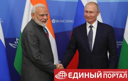 Россия продаст Индии оружие на $14,5 млрд