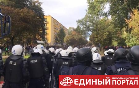 В Польше на Марше равенства полиция применила водомет и газ