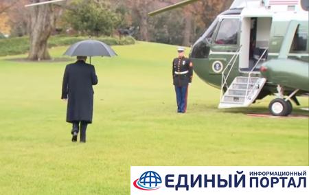 Трамп едва не забыл супругу, садясь в вертолет