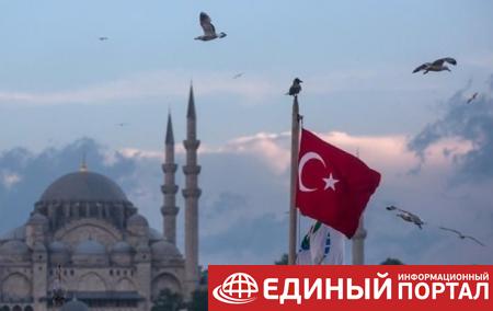 В Турции заблокировали популярные соцсети