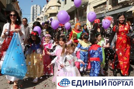 Иудеи отмечают Пурим: история и обряды праздника