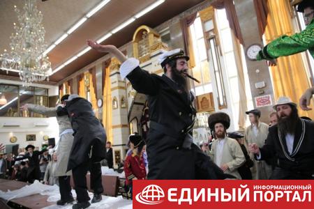 Иудеи отмечают Пурим: история и обряды праздника