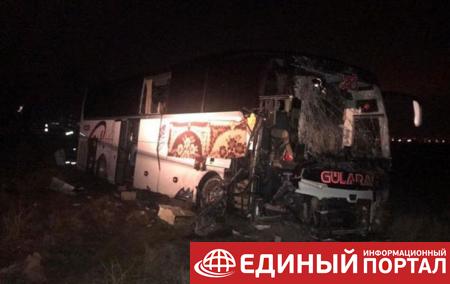 В Турции 44 человека пострадали в ДТП с автобусом