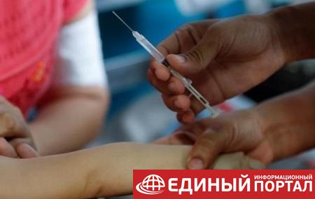 В Германии отрицают обязательную вакцинацию против COVID