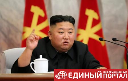 Ким Чен Ын отложил военный план против Юга − СМИ