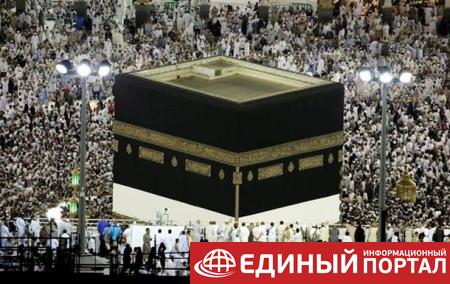 Саудовская Аравия запретила хадж для иностранных паломников