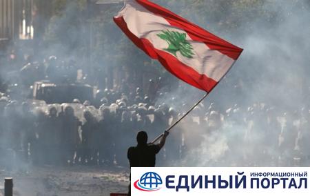 Число пострадавших митингующих в столице Ливана увеличилось