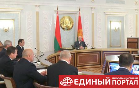 Лукашенко раздал поручения по ситуации в Беларуси