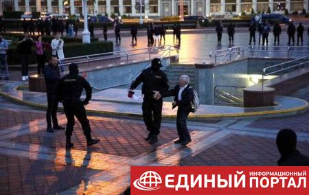 ОМОН разогнал протестующих в Минске