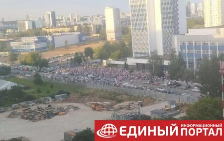 В Минске проходит акция у здания госТВ