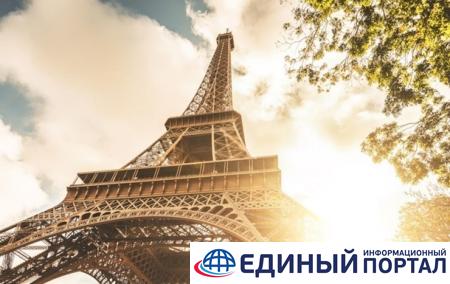 Эйфелева башня начнет принимать посетителей 16 июля
