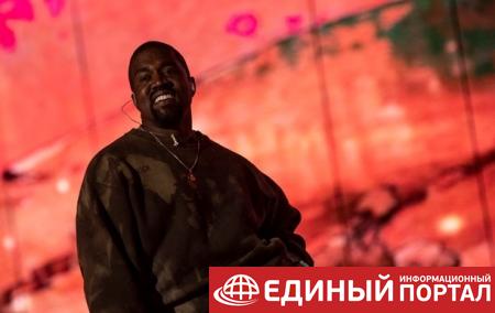 На аукцион выставлен пакет с воздухом с концерта Канье Уэста