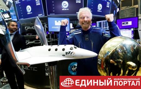 Полет миллиардера Ричарда Брэнсона в космос перенесли
