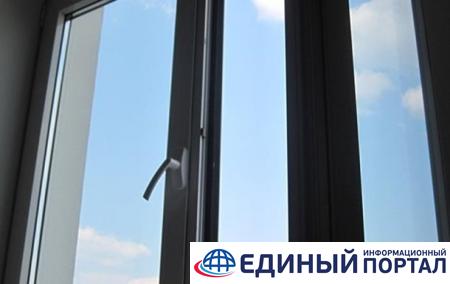 В Москве украинец выбросил сожительницу из окна и прыгнул следом