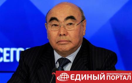 Находившегося в розыске экс-президента Кыргызстана доставили в Бишкек