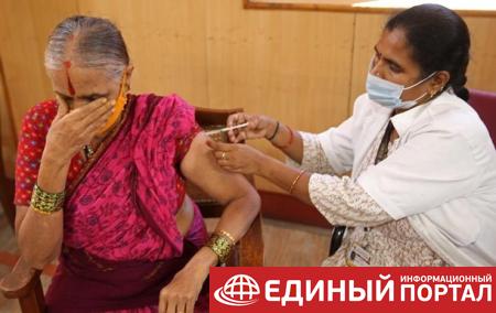 ВОЗ обнаружила поддельные вакцины Covishield в Индии и Африке