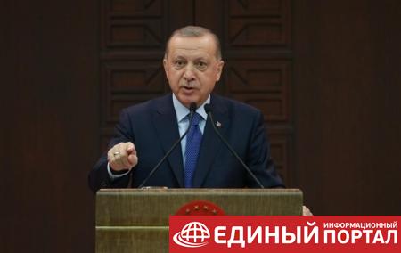 Эрдоган заявил, что купить С-400 Турцию вынуждают США