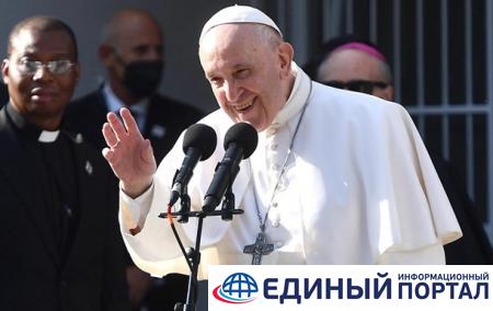 Папа Римский призвал читать проповеди быстрее