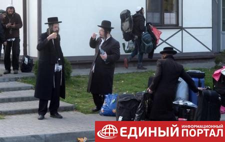 У вернувшихся из Украины 1,5 тысяч хасидов-паломников обнаружили COVID