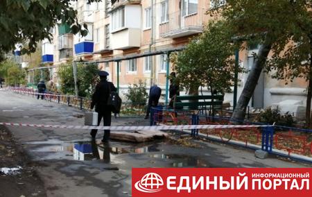 В России ночью трех девушек зарубили топором и подожгли дом