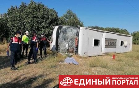 В Турции перевернулся автобус с украинцами, есть жертва