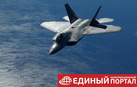 Истребитель F-22 разбился из-за "неправильного" мытья