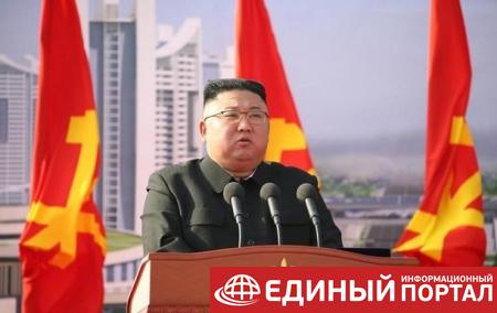 Ким Чен Ын заявил, что строит "непобедимую армию"