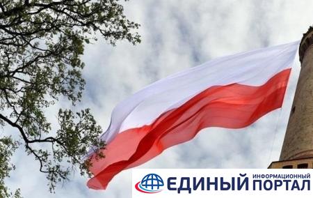 Польша заявила о "дискриминации" поляков в Украине