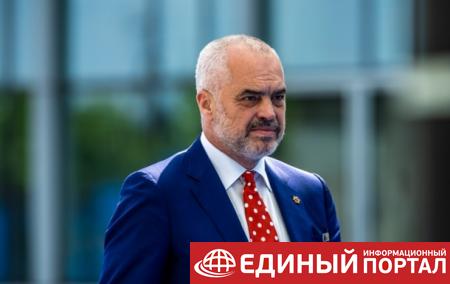 В Албании объявлено чрезвычайное положение в сфере энергетики