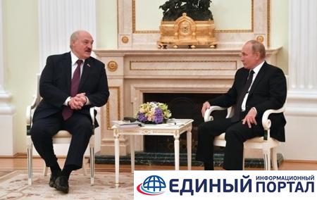 Лукашенко после Меркель поговорил с Путиным