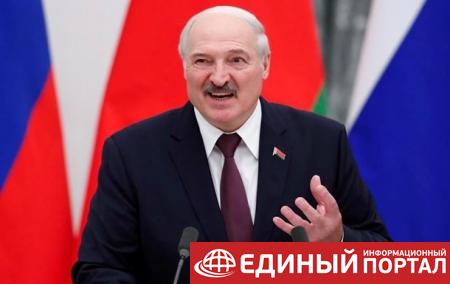Лукашенко заговорил о возврате ядерного оружия РФ в Беларусь