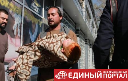 У госпиталя в Кабуле прогремело два взрыва, есть жертвы