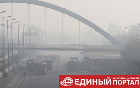 В Нью-Дели объявили локдаун из-за смога