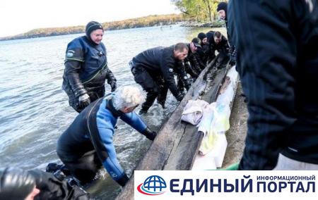 В США на дне озера нашли 1200-летнее каноэ