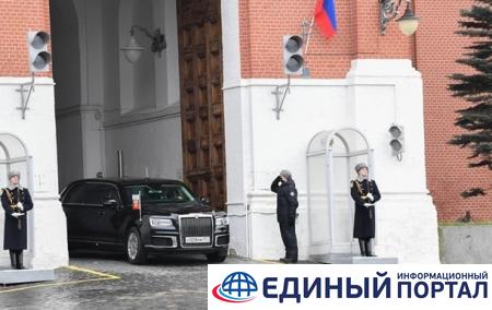 Лукашенко решил поменять немецкий Maybach на российский Aurus – СМИ