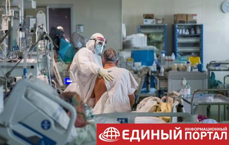 Освободите койки. Омикрон наступает