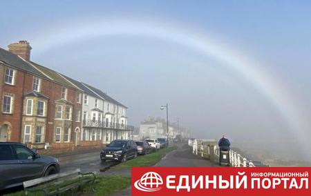В Великобритании наблюдали радугу-призрак