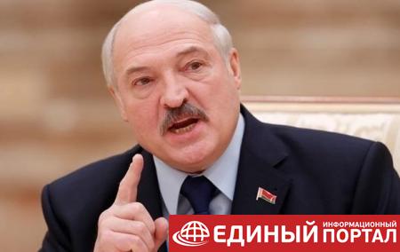 Лукашенко заявил о необходимости создания группировки на границе с Украиной