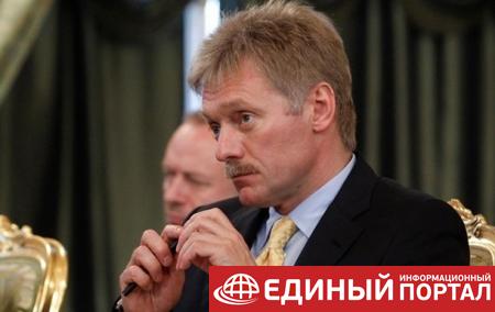 Песков назвал "спекуляциями" сообщения в СМИ по РФ и SWIFT