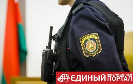 В Беларуси супругов за новогодний салют посадили под арест - СМИ