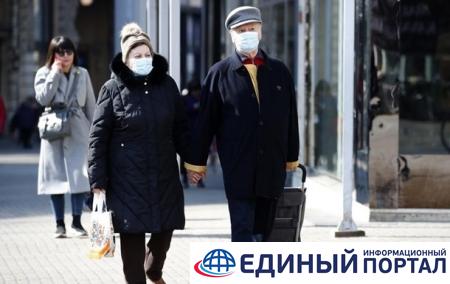 В мире второй день подряд рекордный прирост COVID