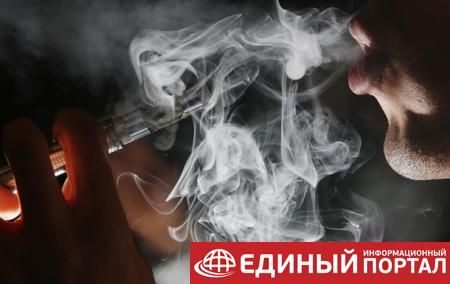 В РФ умер ребенок после курения вейпа