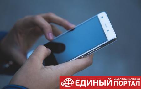 Мобильные операторы ряда стран сделали бесплатными звонки в Украину