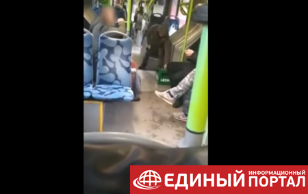 В Польше подростки избили в автобусе водителя-украинца