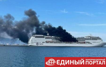 Возле берегов Греции загорелся пассажирский паром